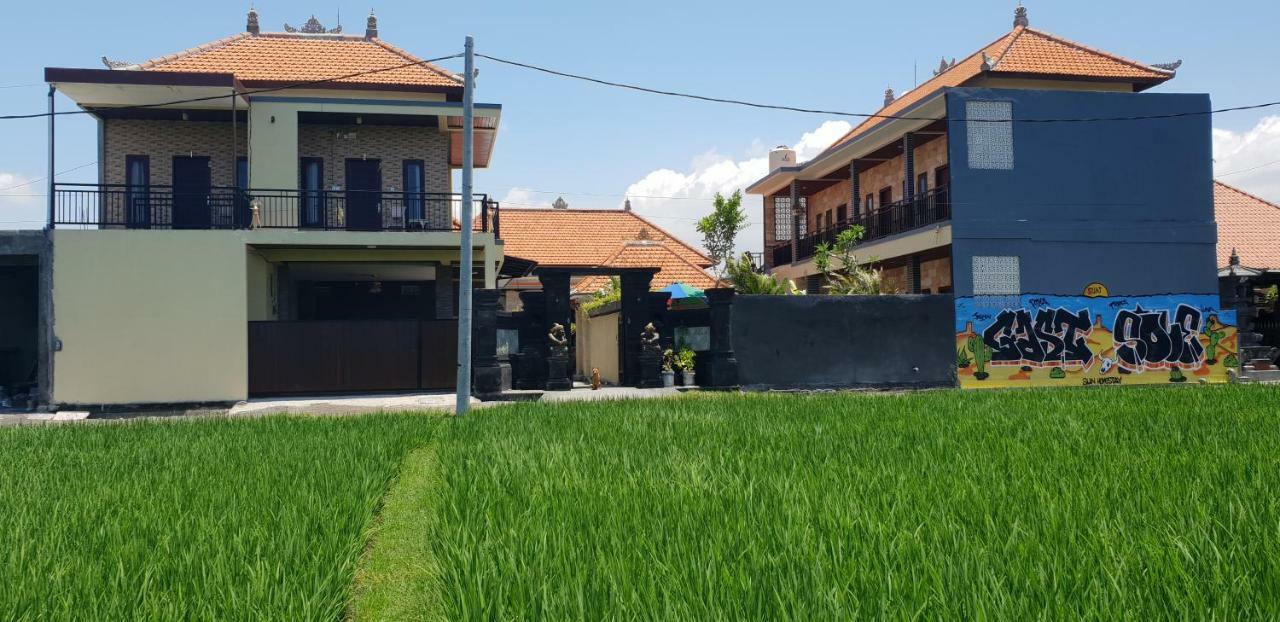 Sun Homestay Canggu Zewnętrze zdjęcie