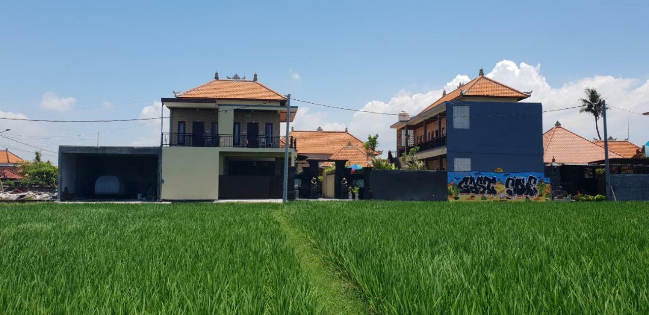 Sun Homestay Canggu Zewnętrze zdjęcie